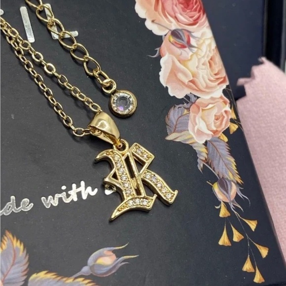 Initial R Gold (Plated) Pendant Necklace - Picture 4 of 5